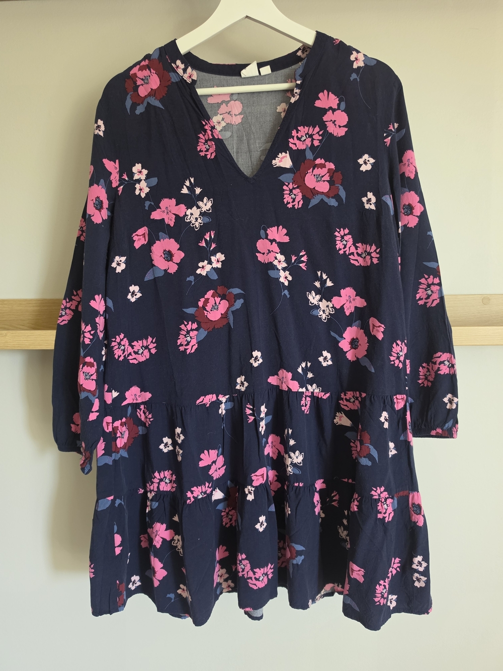 GAP Navy Long-Sleeve Tiered V-Neck Dress with Bright Pink Floral Print